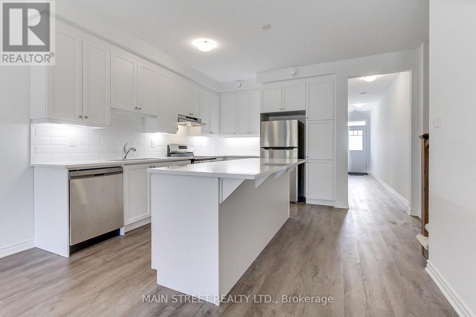 2968 Murphy Place, Innisfil, Ontario  L9S 0S1 - Photo 4 - N13657152