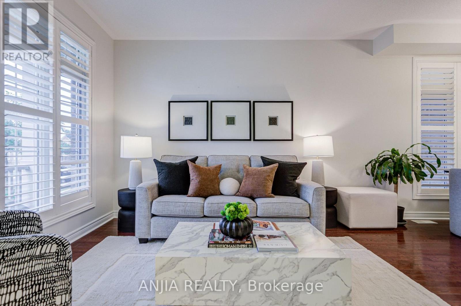 2406 Bur Oak Avenue, Markham, Ontario  L6E 1K7 - Photo 5 - N13657200