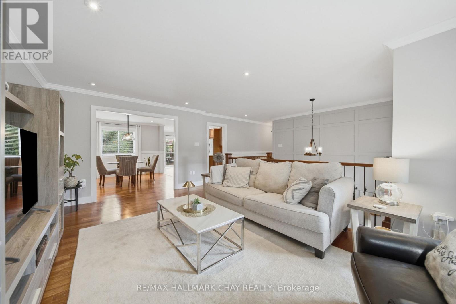 31 Falling Brook Drive, Barrie, Ontario  L4N 7E9 - Photo 10 - S13657108