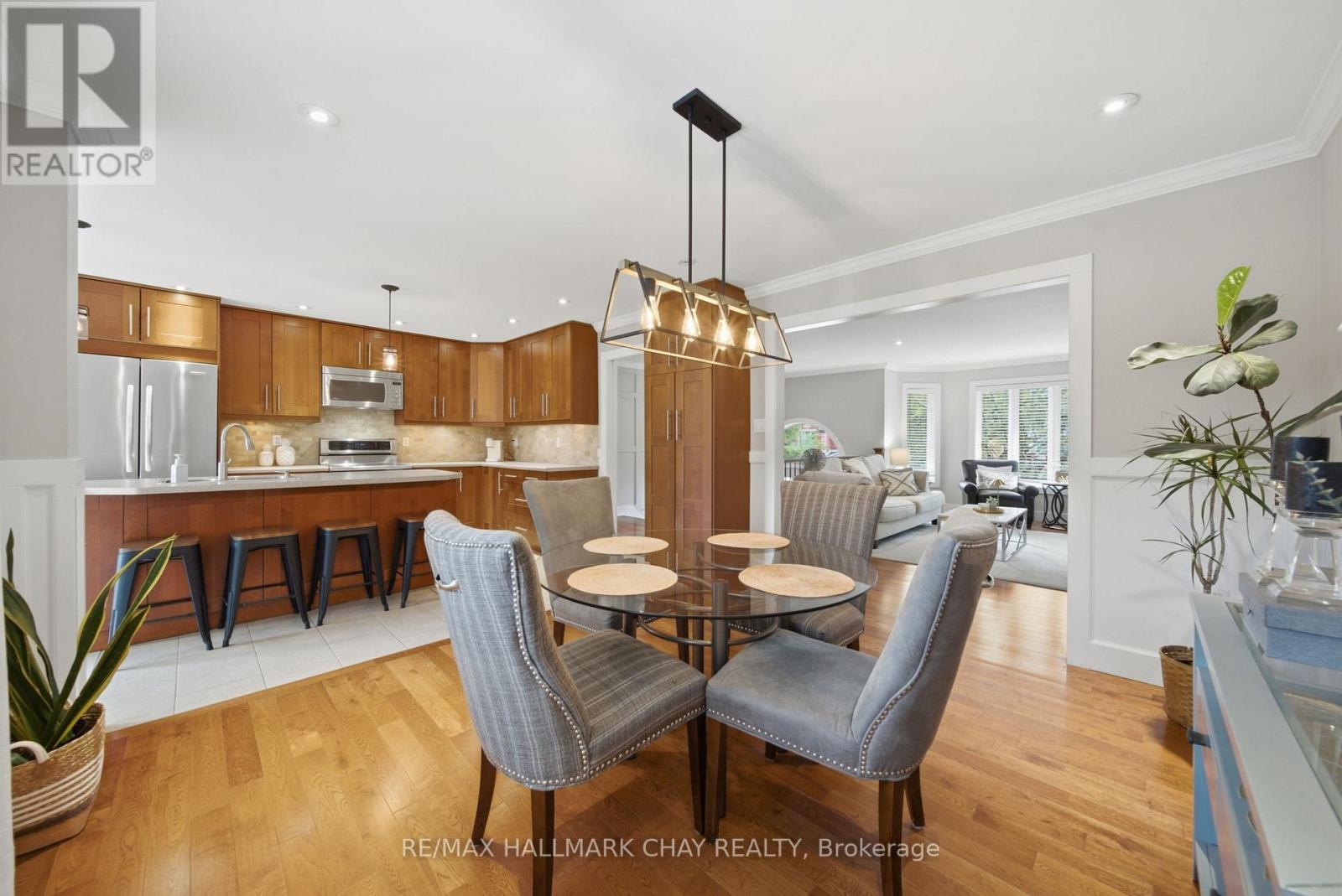 31 Falling Brook Drive, Barrie, Ontario  L4N 7E9 - Photo 14 - S13657108
