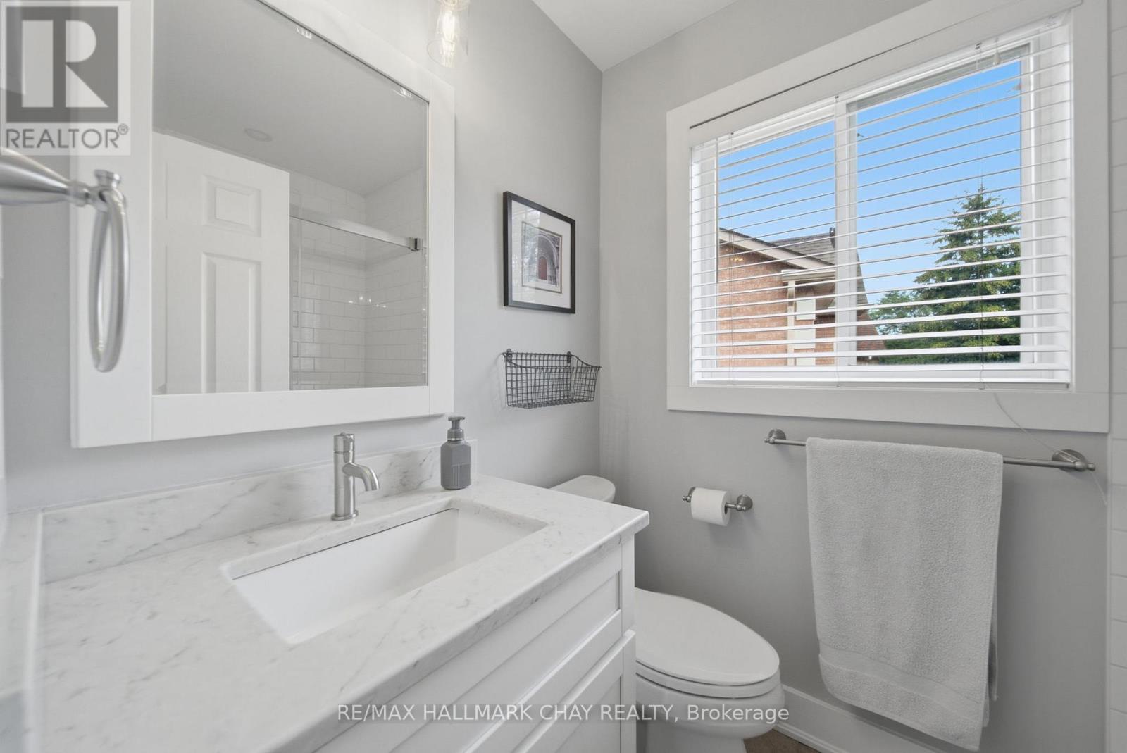 31 Falling Brook Drive, Barrie, Ontario  L4N 7E9 - Photo 22 - S13657108