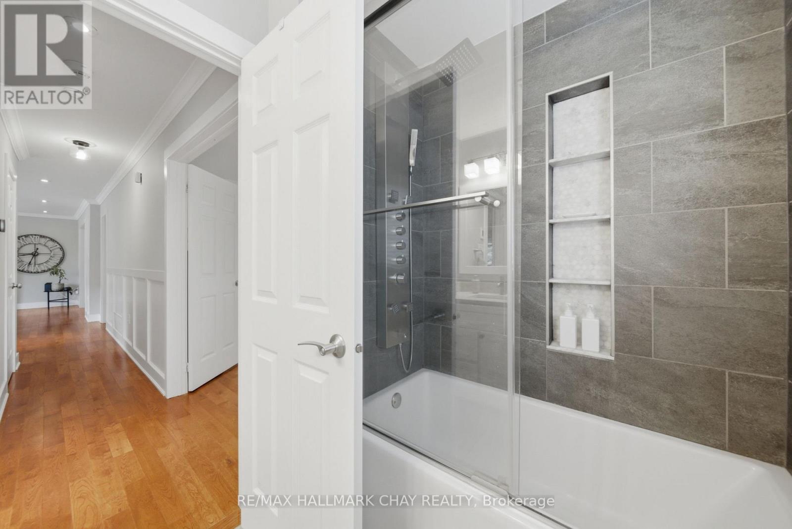31 Falling Brook Drive, Barrie, Ontario  L4N 7E9 - Photo 23 - S13657108