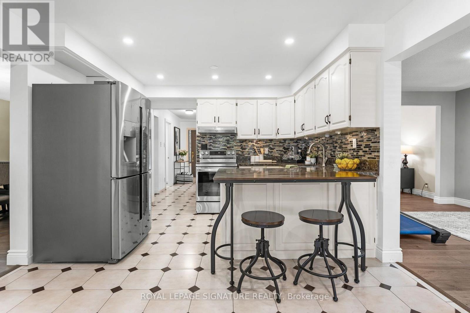 840 Sheppard Avenue, Pickering, Ontario  L1V 1G5 - Photo 11 - E13657298