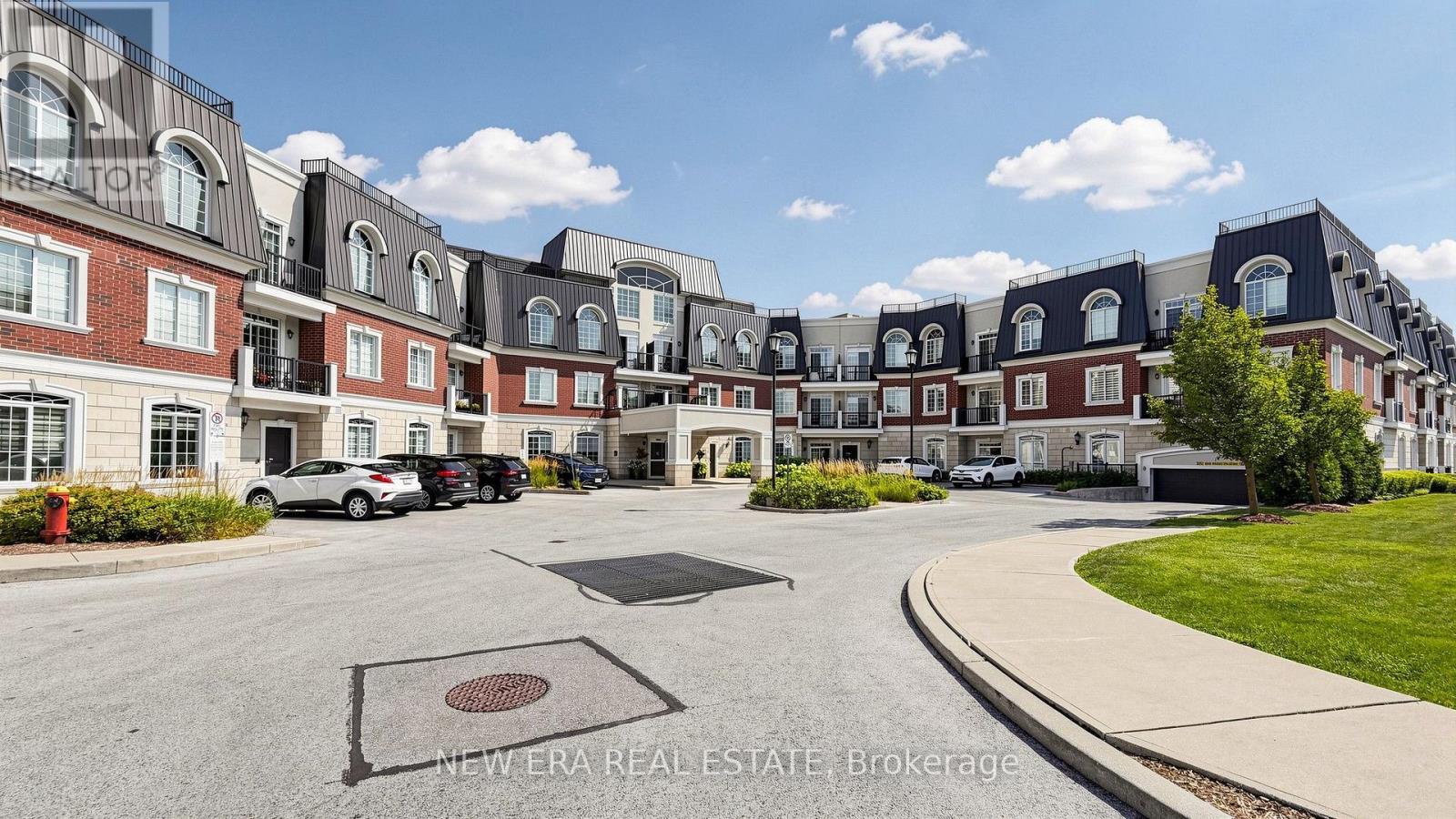 108 - 2300 UPPER MIDDLE ROAD W, Oakville, Ontario