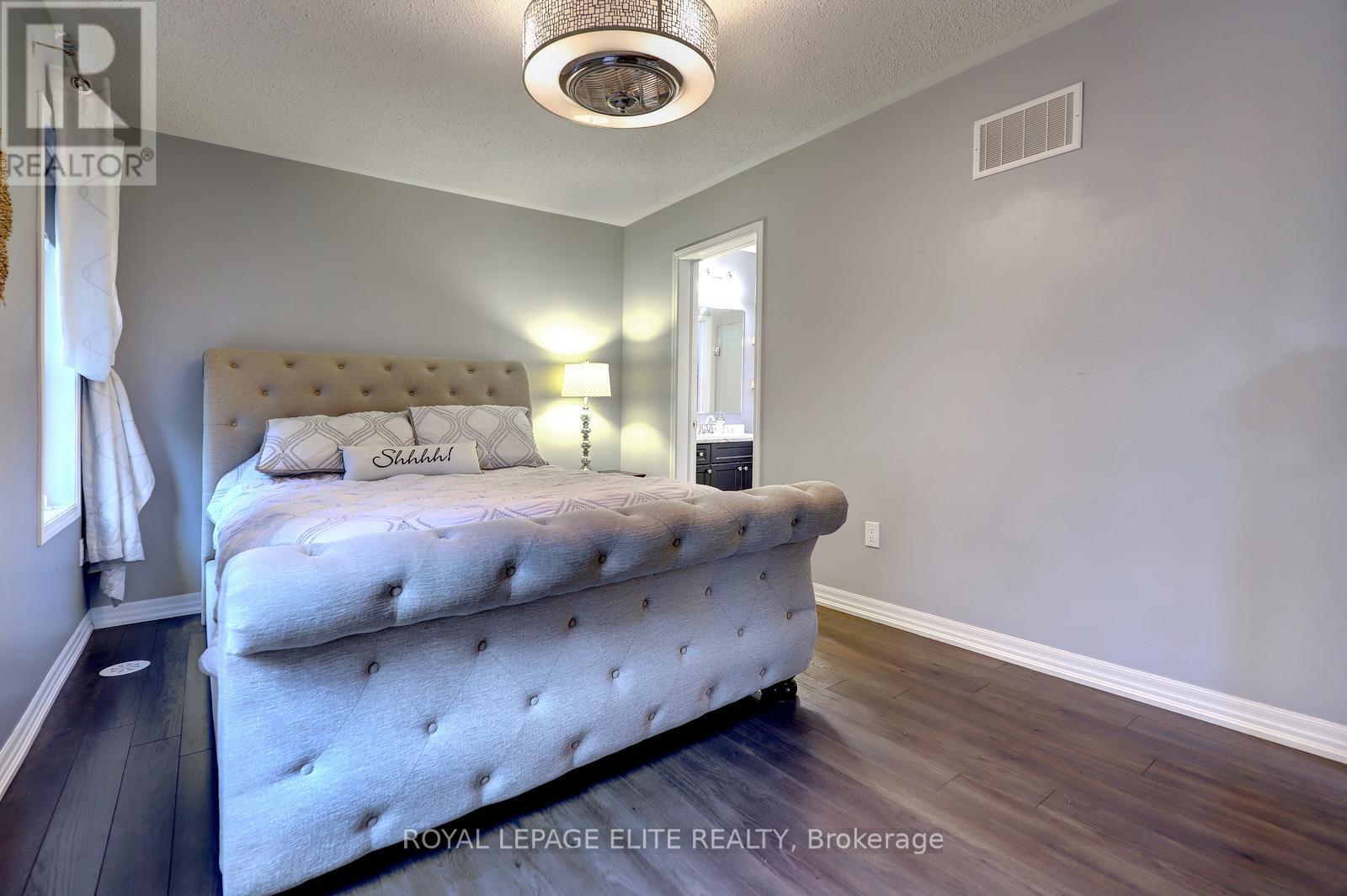 304 Sarah Cline Drive, Oakville, Ontario  L6M 0V7 - Photo 26 - W13657130