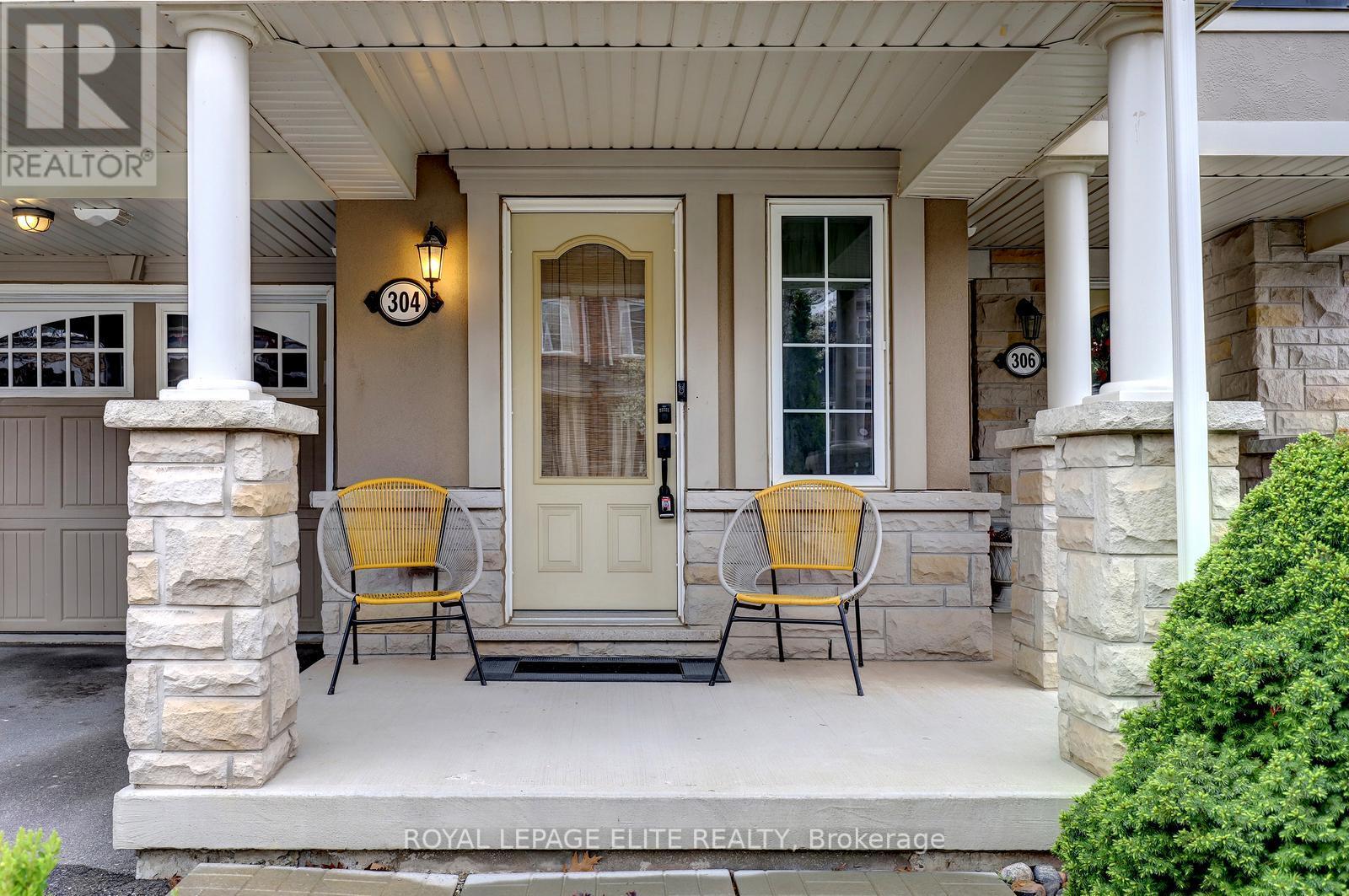 304 Sarah Cline Drive, Oakville, Ontario  L6M 0V7 - Photo 4 - W13657130