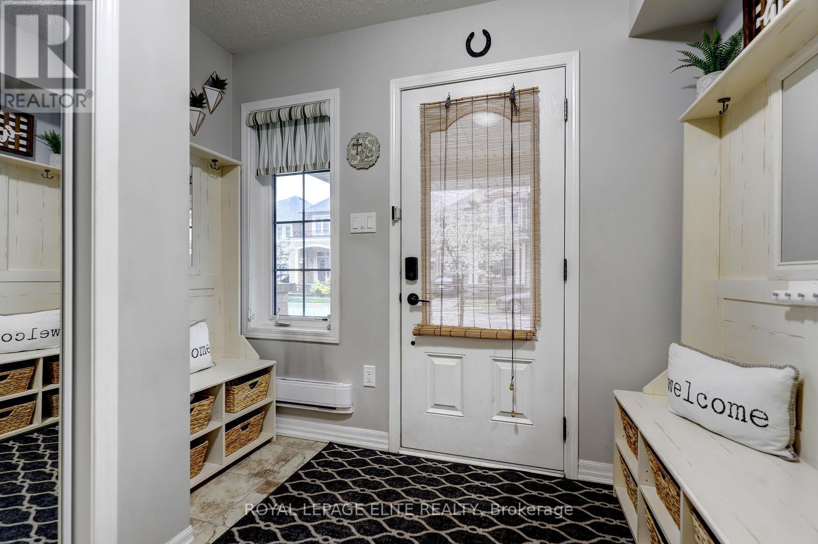 304 Sarah Cline Drive, Oakville, Ontario  L6M 0V7 - Photo 6 - W13657130