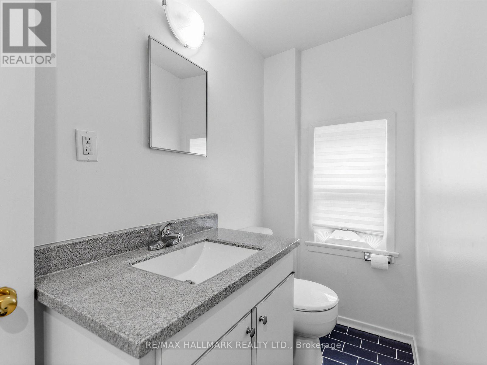 3 - 43 Highview Crescent, Toronto, Ontario  M6H 2Y3 - Photo 18 - W13657154