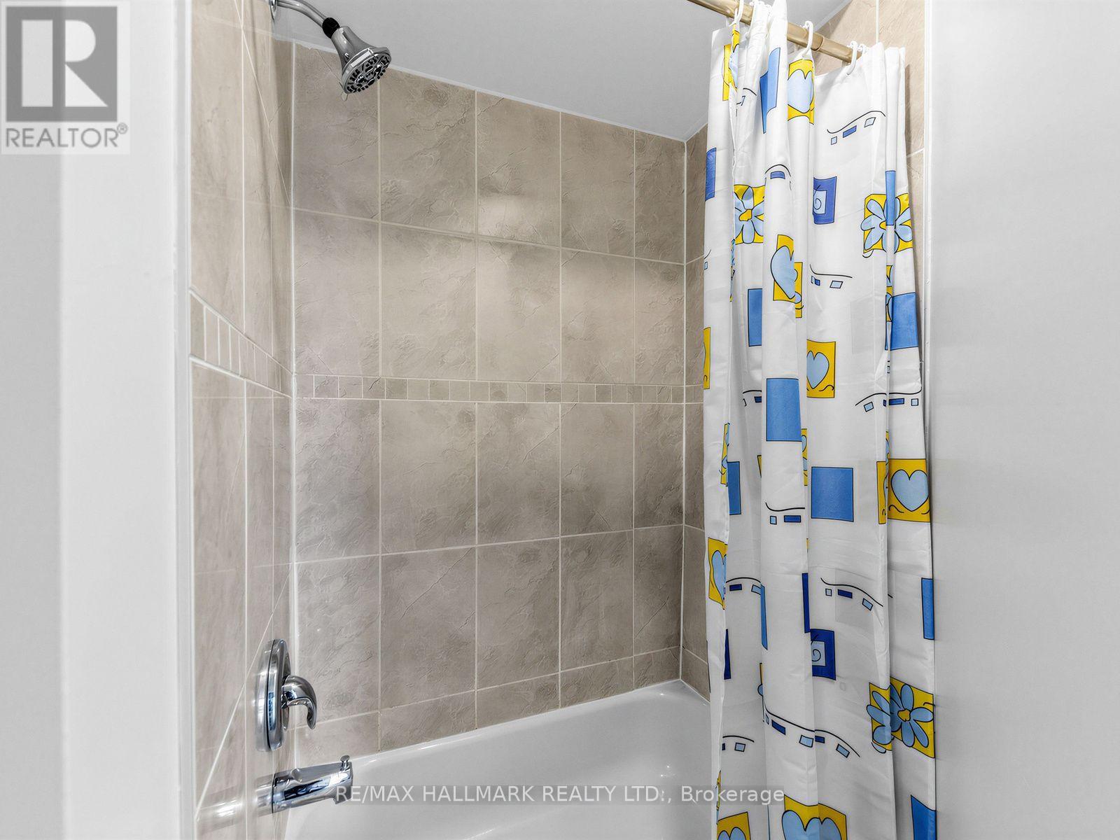 3 - 43 Highview Crescent, Toronto, Ontario  M6H 2Y3 - Photo 19 - W13657154