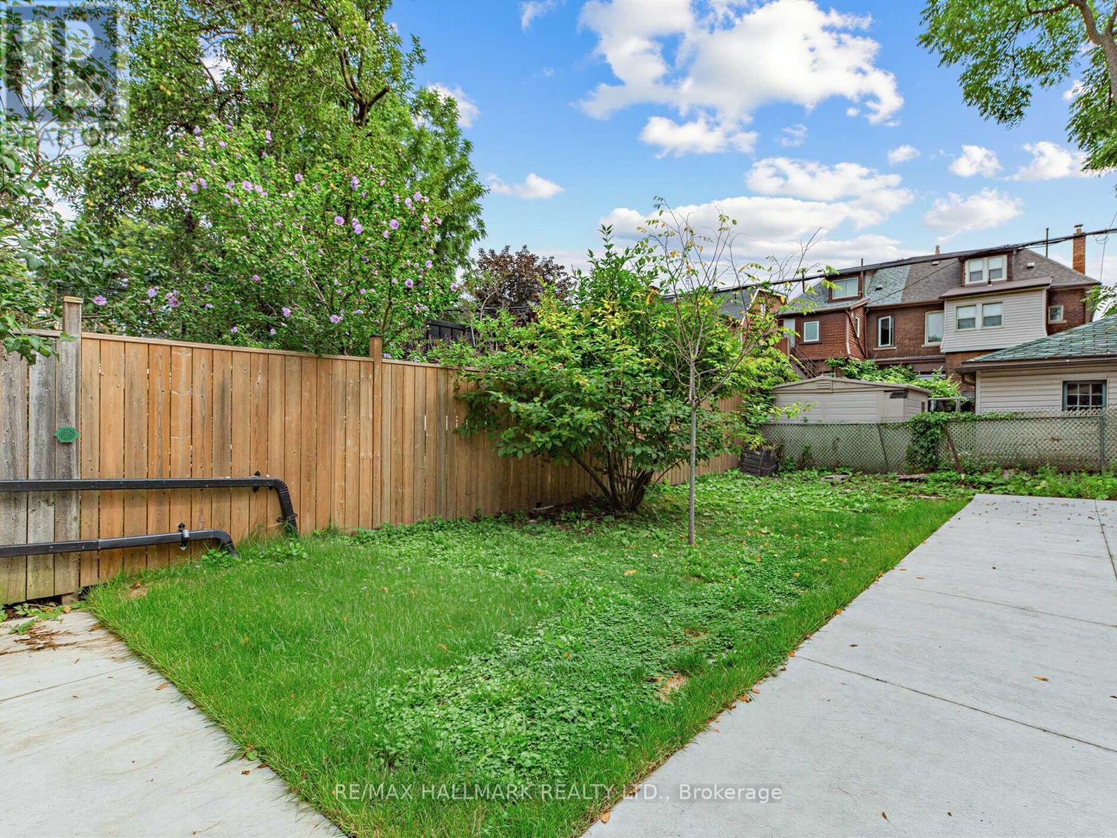 3 - 43 Highview Crescent, Toronto, Ontario  M6H 2Y3 - Photo 22 - W13657154
