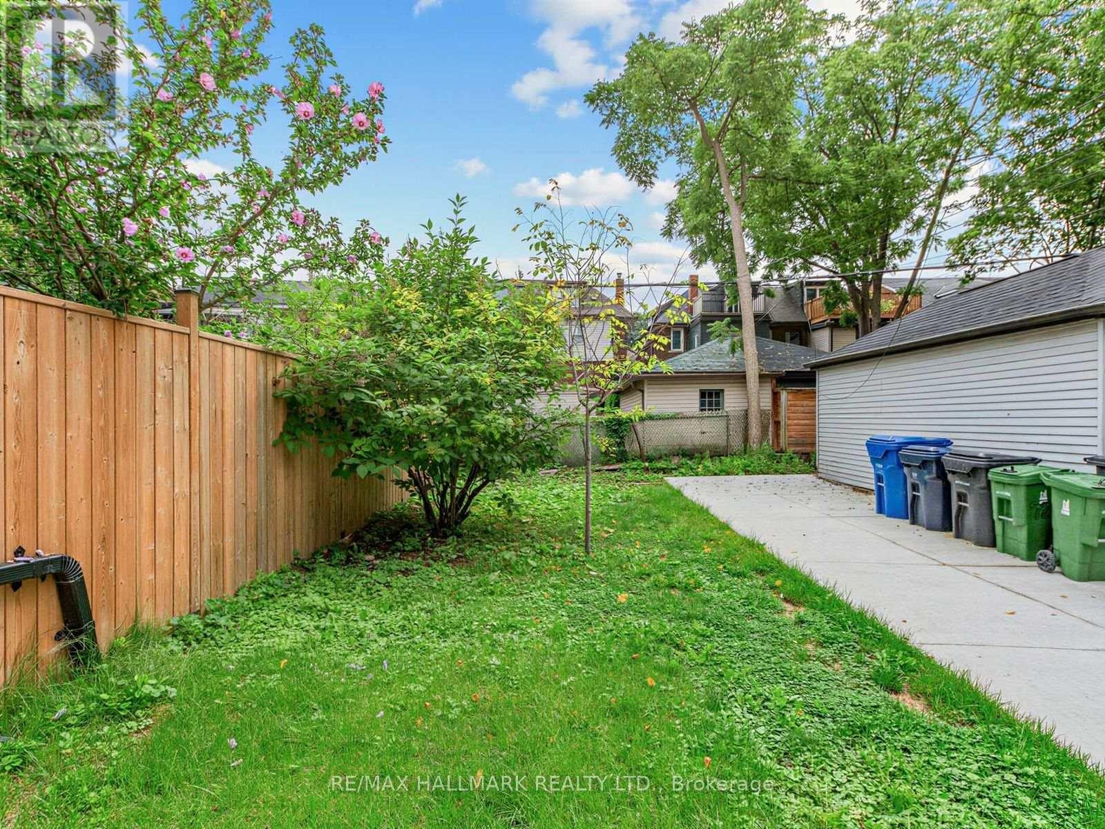 3 - 43 Highview Crescent, Toronto, Ontario  M6H 2Y3 - Photo 23 - W13657154