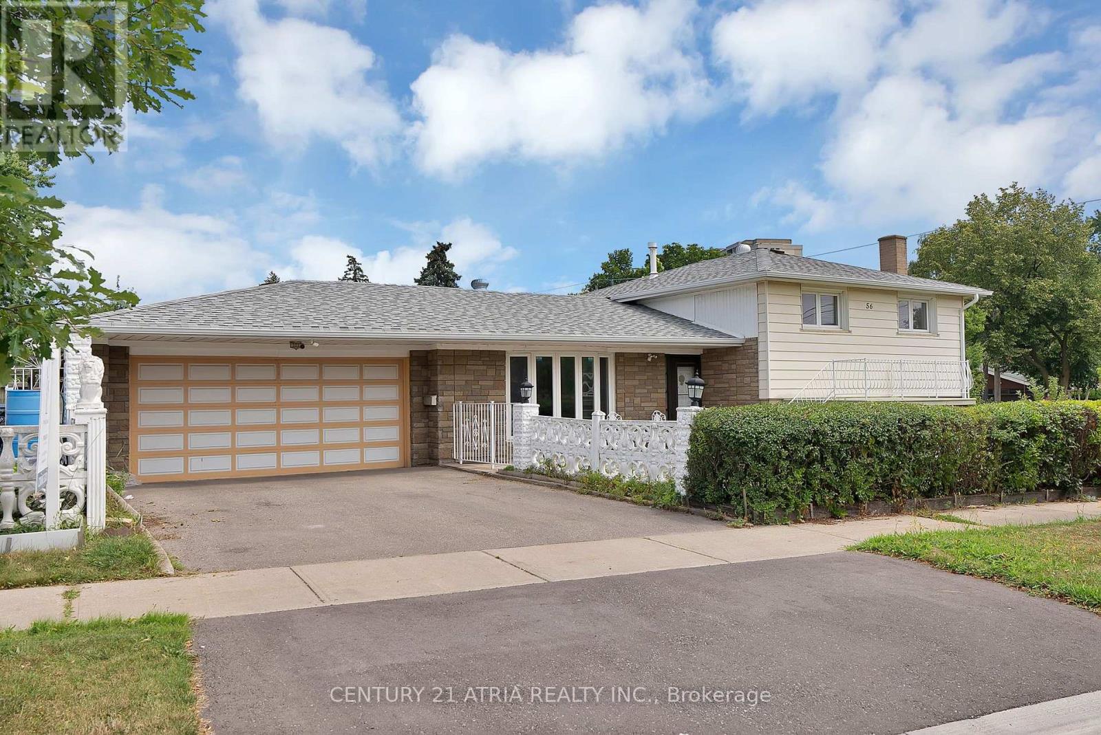 56 TOBERMORY DRIVE, Toronto, Ontario