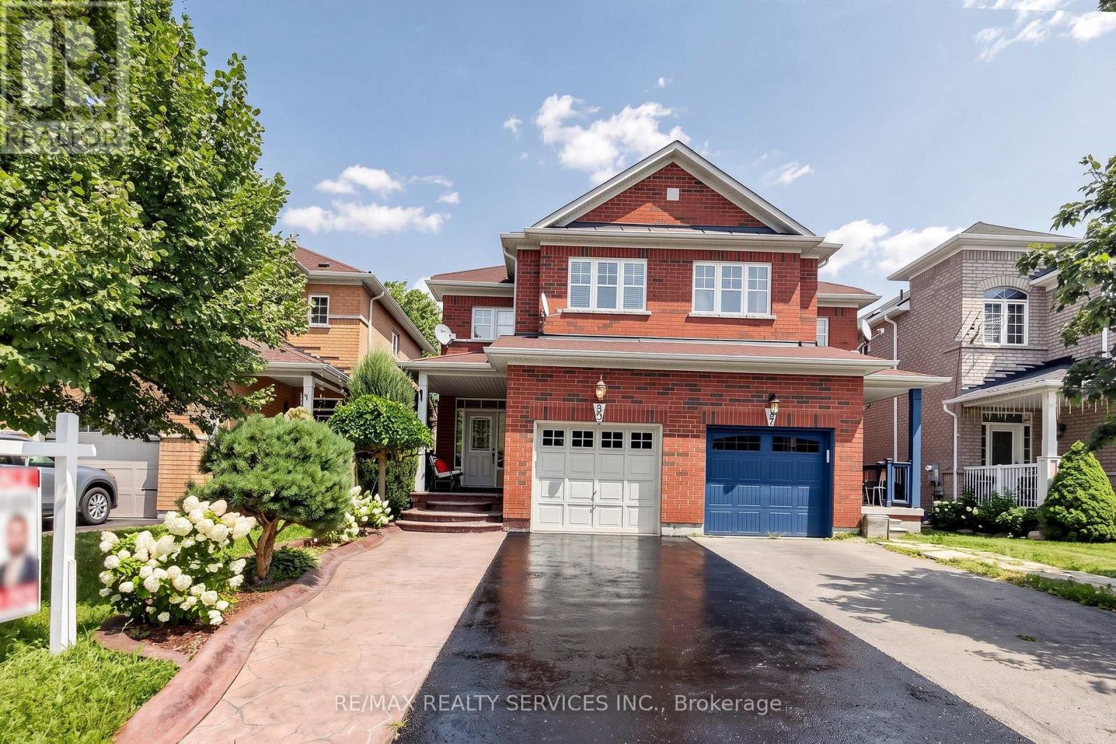 50 ROCKY POINT CRESCENT, Brampton, Ontario