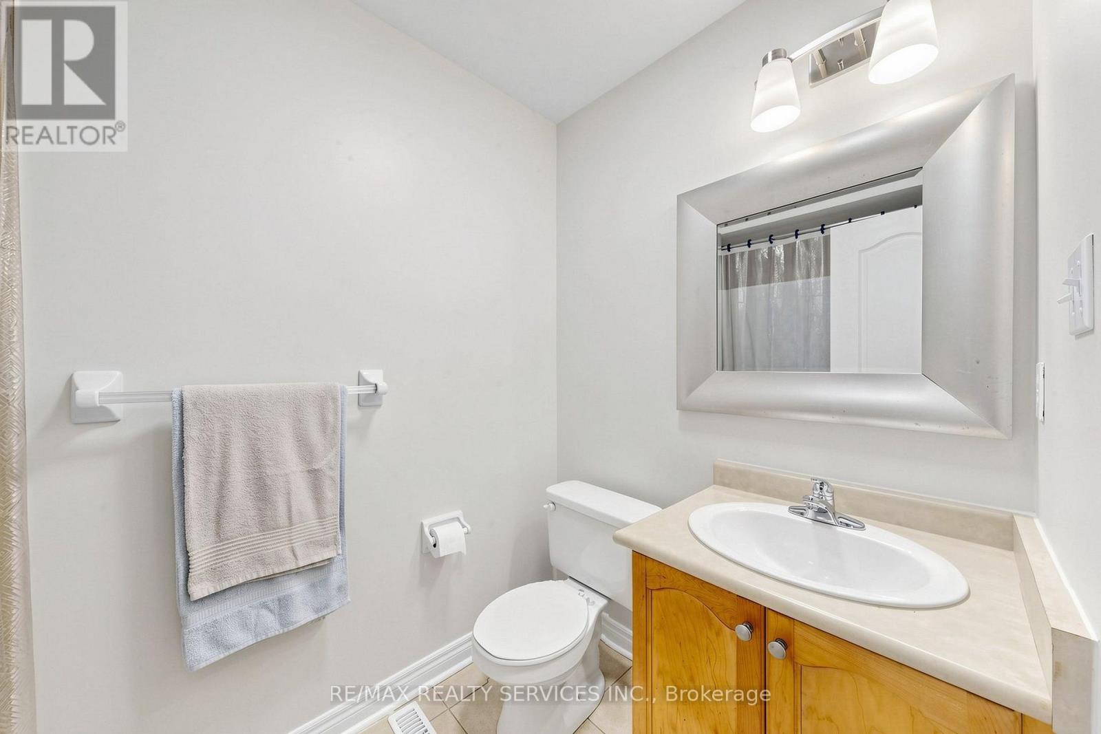 50 Rocky Point Crescent, Brampton, Ontario  L6V 4R7 - Photo 29 - W13657296