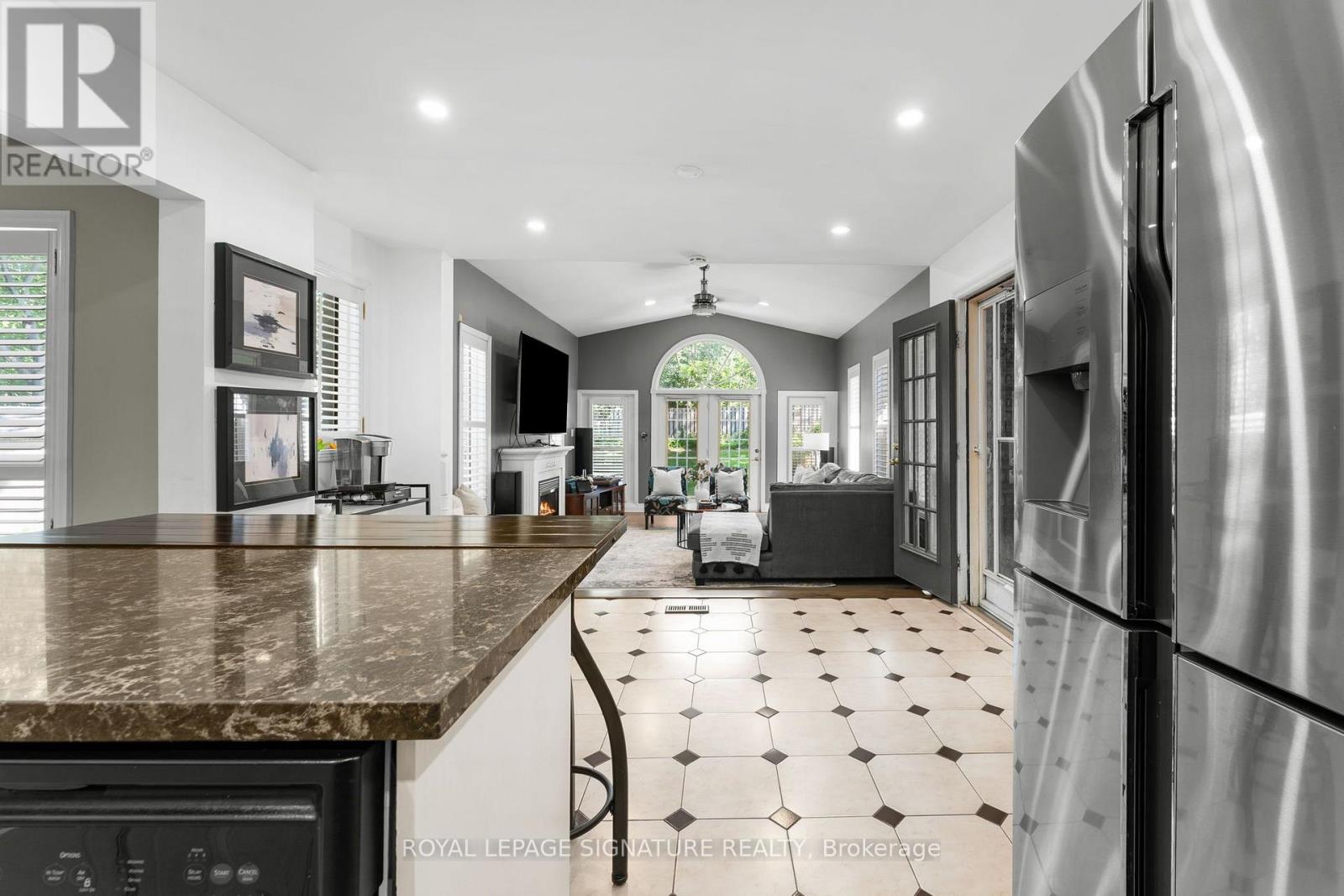 840 Sheppard Avenue, Pickering, Ontario  L1V 1G5 - Photo 9 - E13657298