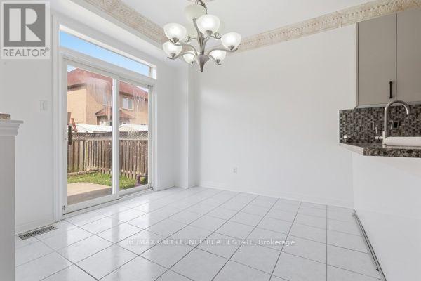 21 Castle Mountain Drive, Brampton, Ontario L6R 2W9 - Photo 15 - W13637424