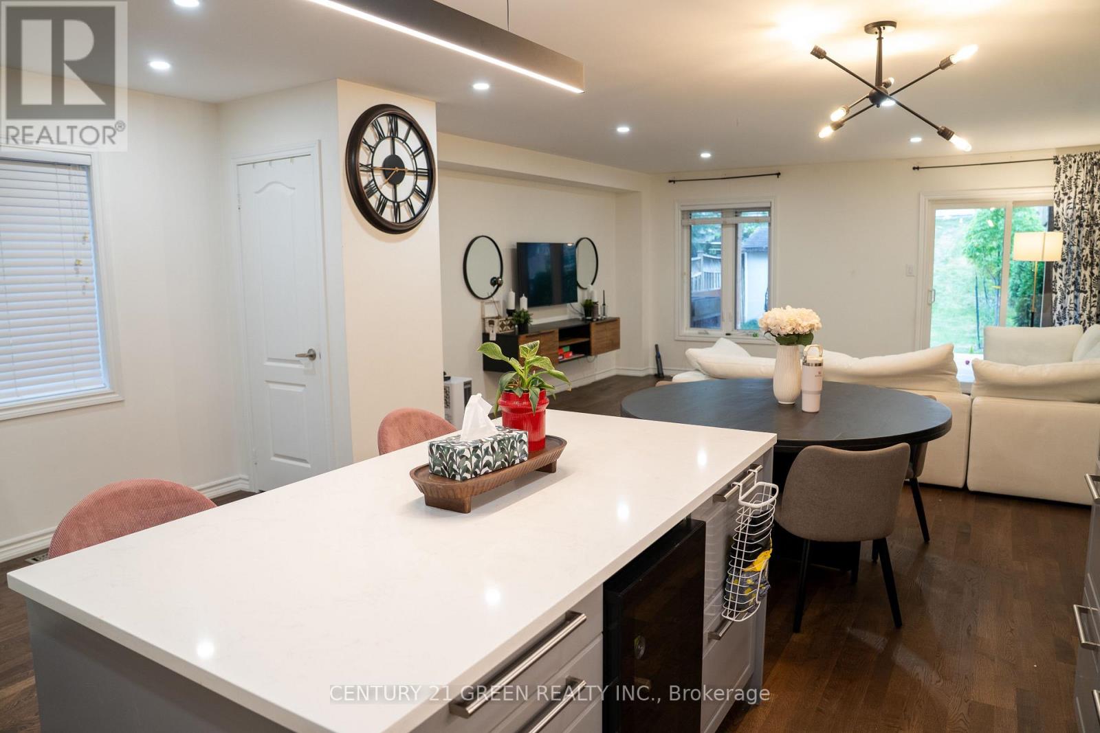 72 Grapevine Road, Caledon, Ontario L7E 2R3 - Photo 8 - W13650280