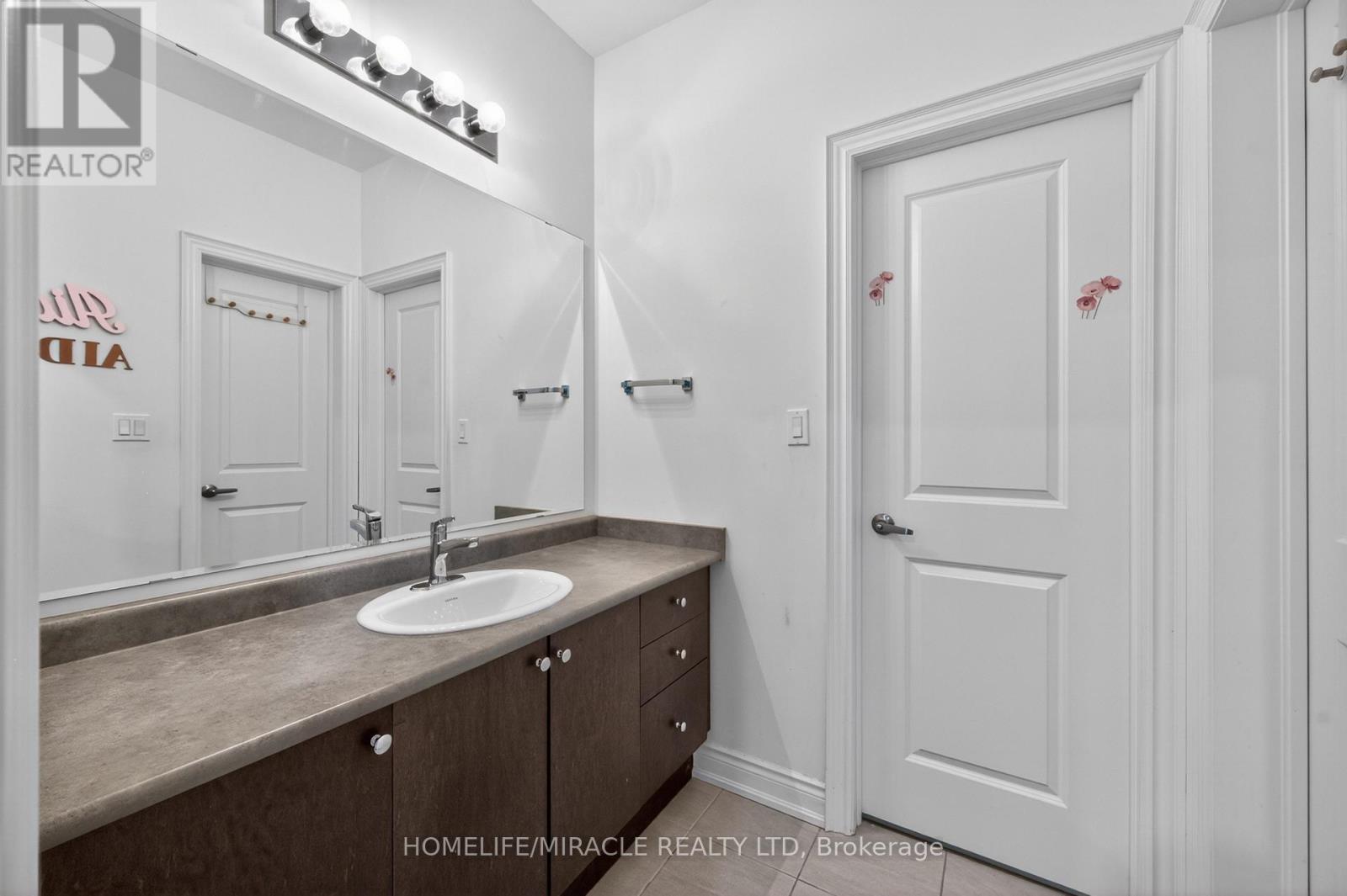 220 Great Falls Boulevard, Hamilton, Ontario  L8B 1Z1 - Photo 36 - X13657190