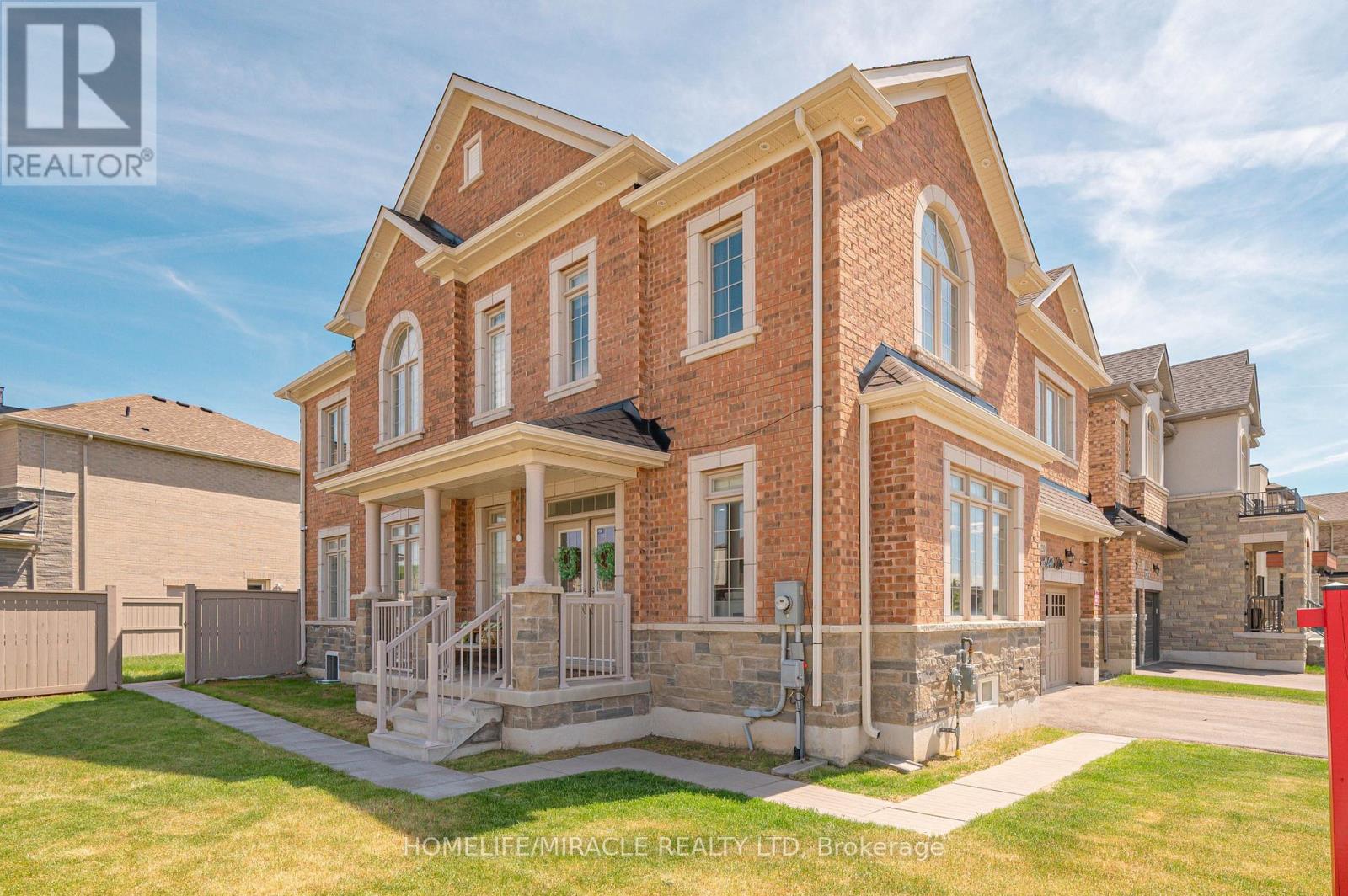220 Great Falls Boulevard, Hamilton, Ontario  L8B 1Z1 - Photo 4 - X13657190