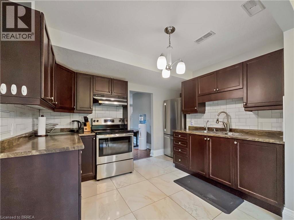 138 Cockshutt Road, Brantford, Ontario  N3T 5L6 - Photo 6 - 40844991
