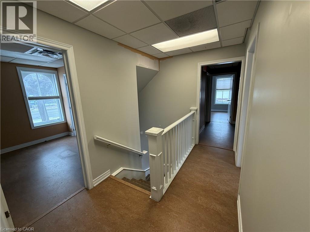 446 Plains Road E, Burlington, Ontario  L7T 2E1 - Photo 11 - 40807537