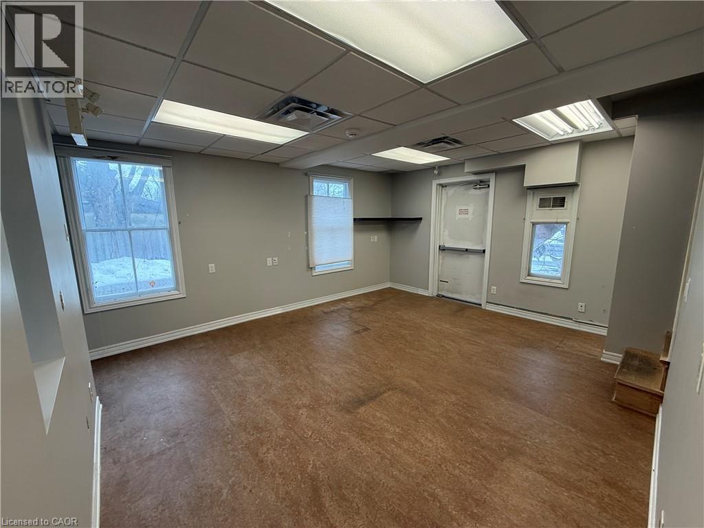 446 Plains Road E, Burlington, Ontario  L7T 2E1 - Photo 8 - 40807537