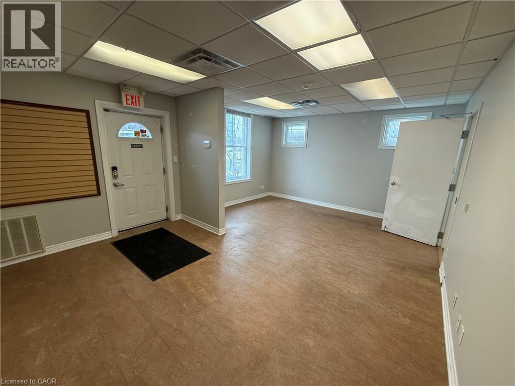 446 Plains Road E, Burlington, Ontario  L7T 2E1 - Photo 10 - 40807537