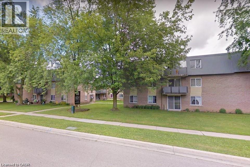 633 N BARBER Avenue N Unit# 7, Listowel, Ontario