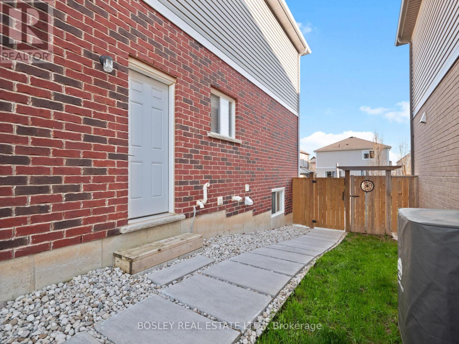75 Bergenstein Crescent, Pelham, Ontario  L3E 0A1 - Photo 39 - X13432314