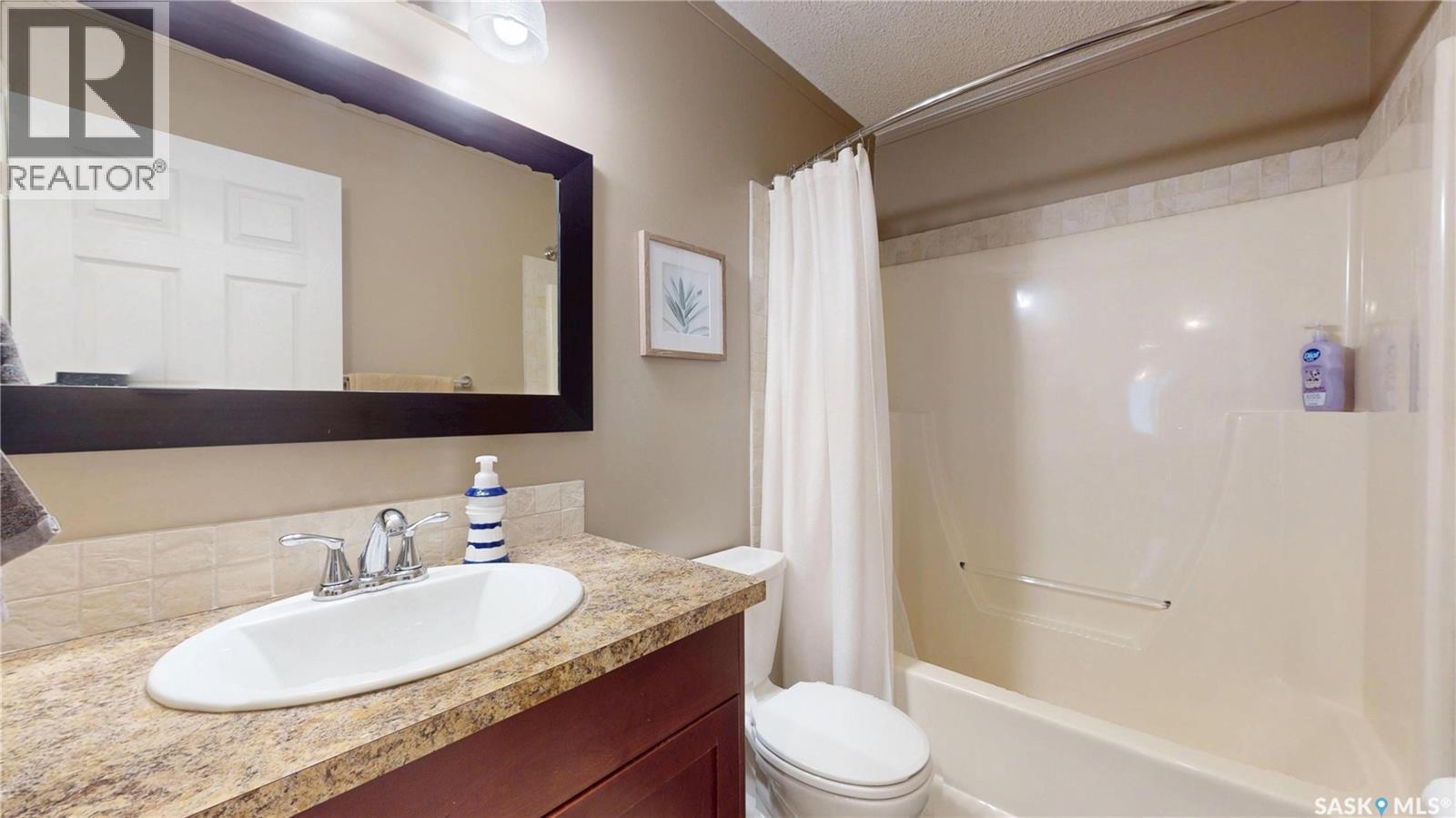 3107 Andreychuk Place E, Regina, Saskatchewan  S4V 2C5 - Photo 26 - SK045086