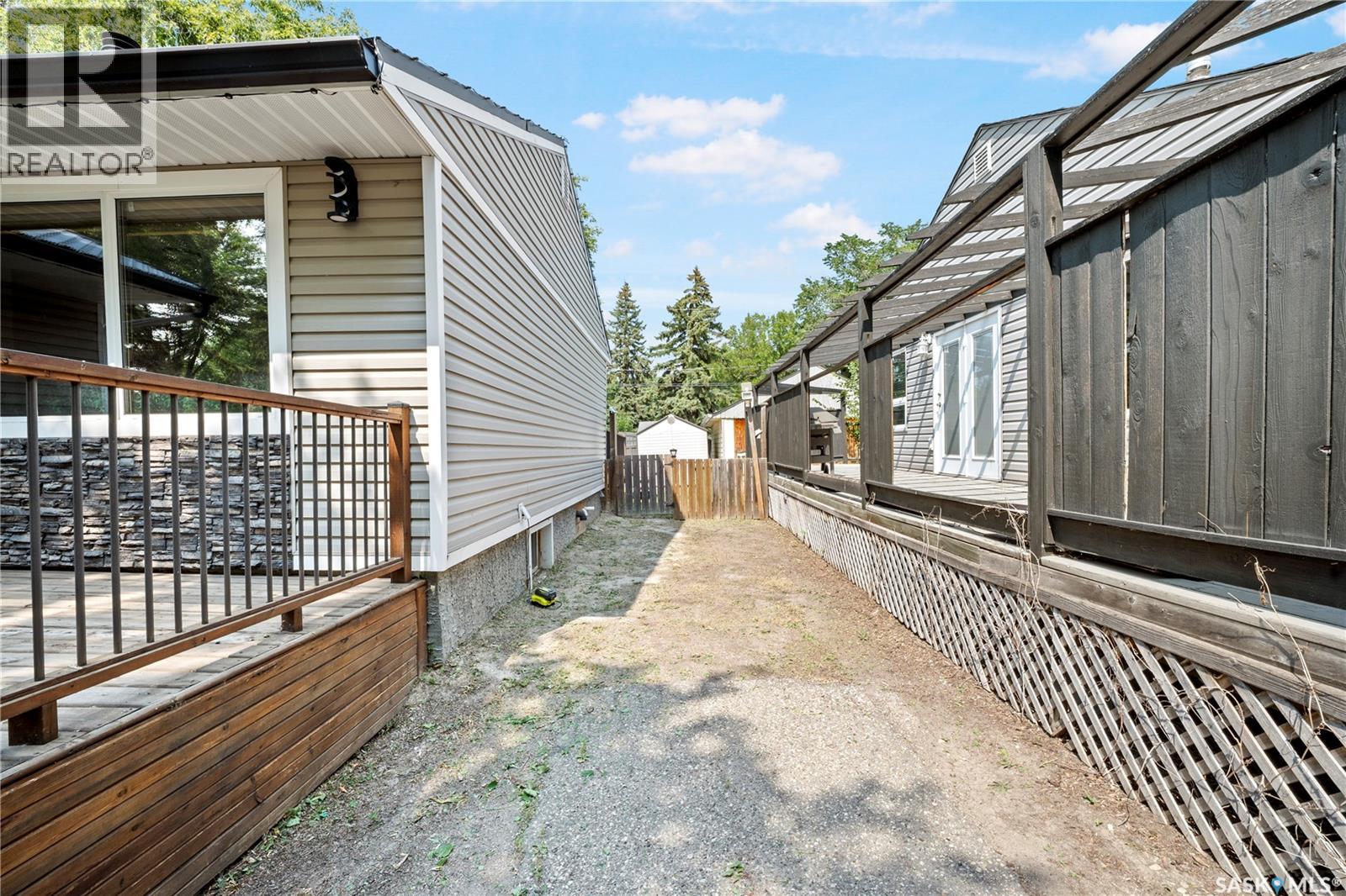 2730 Thornton Avenue, Regina, Saskatchewan  S4S 1J1 - Photo 35 - SK045060