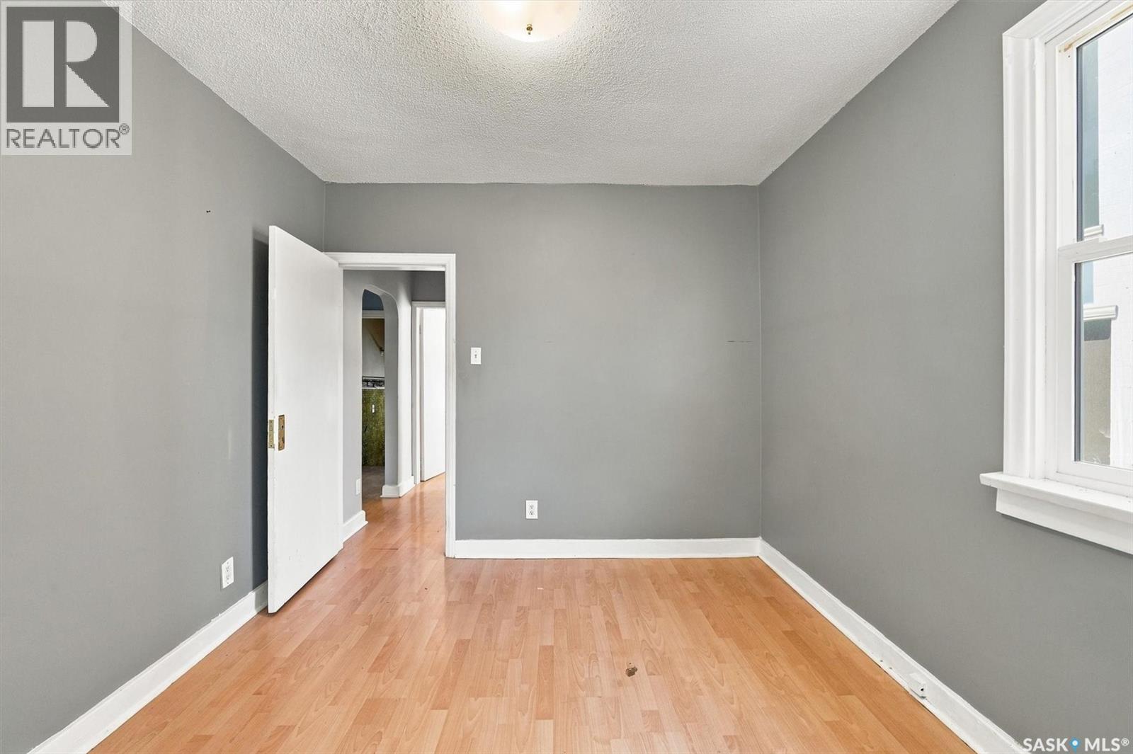 2204 Lorne Avenue, Saskatoon, Saskatchewan  S7J 0R9 - Photo 14 - SK045053