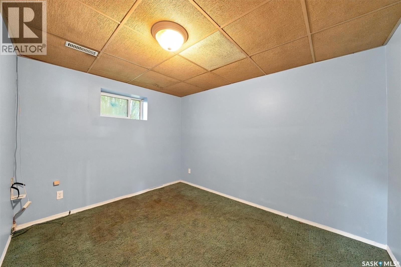 2204 Lorne Avenue, Saskatoon, Saskatchewan  S7J 0R9 - Photo 27 - SK045053
