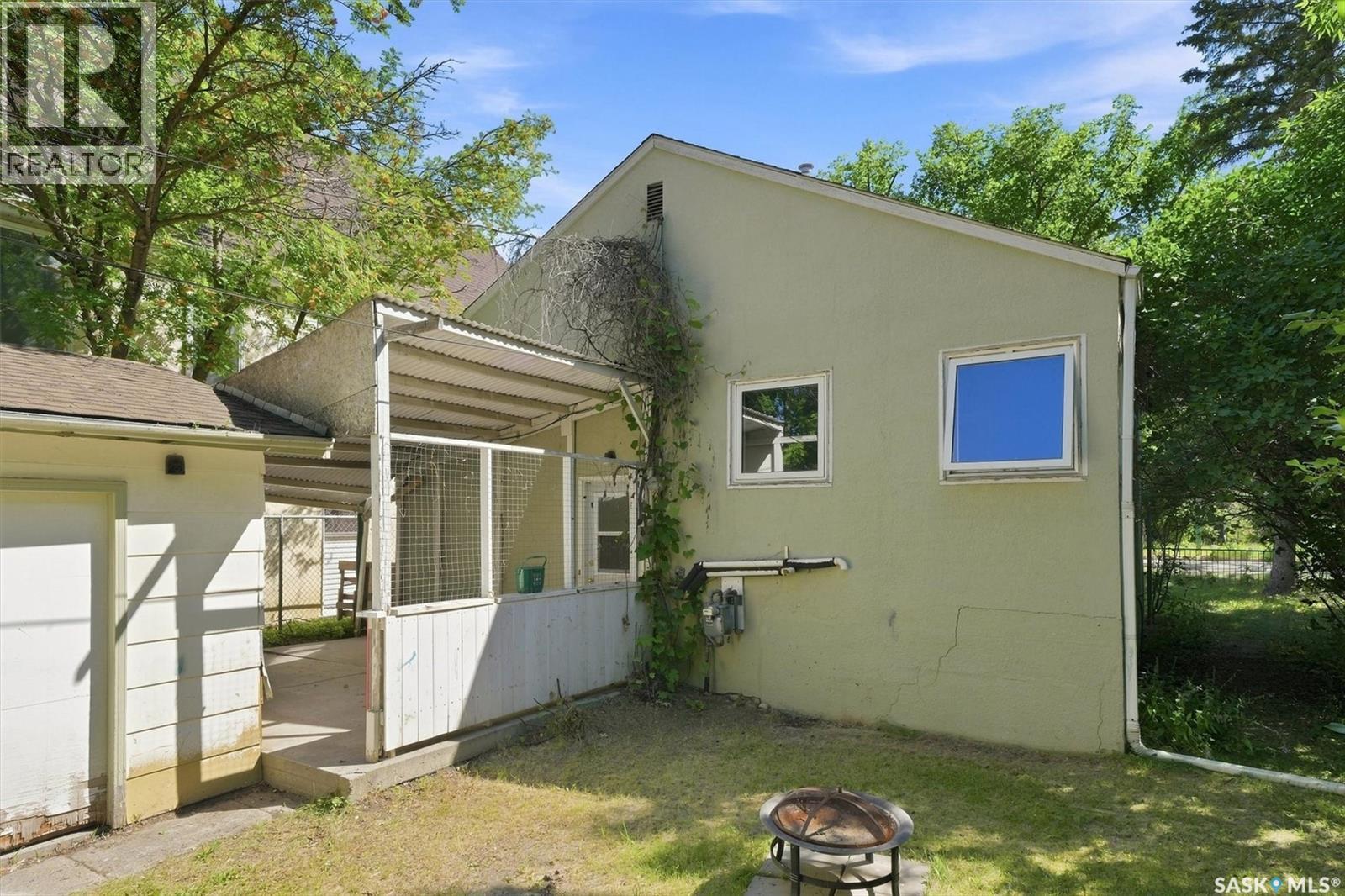 2204 Lorne Avenue, Saskatoon, Saskatchewan  S7J 0R9 - Photo 33 - SK045053