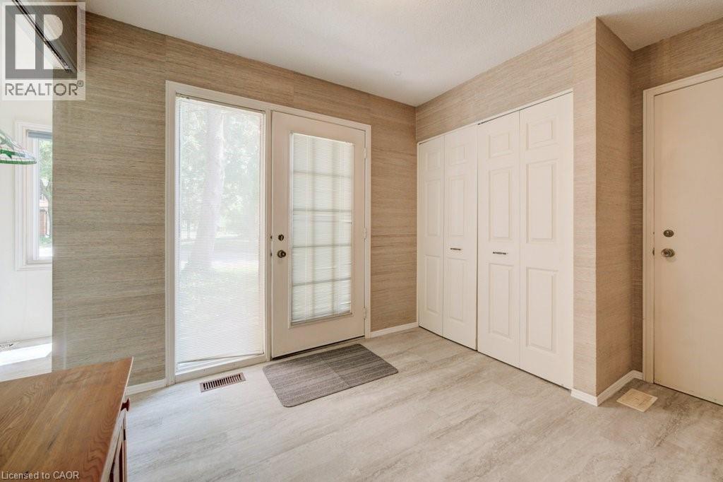 206 Candlewood Crescent Unit# 9, Waterloo, Ontario  N2L 5Y9 - Photo 6 - 40844142