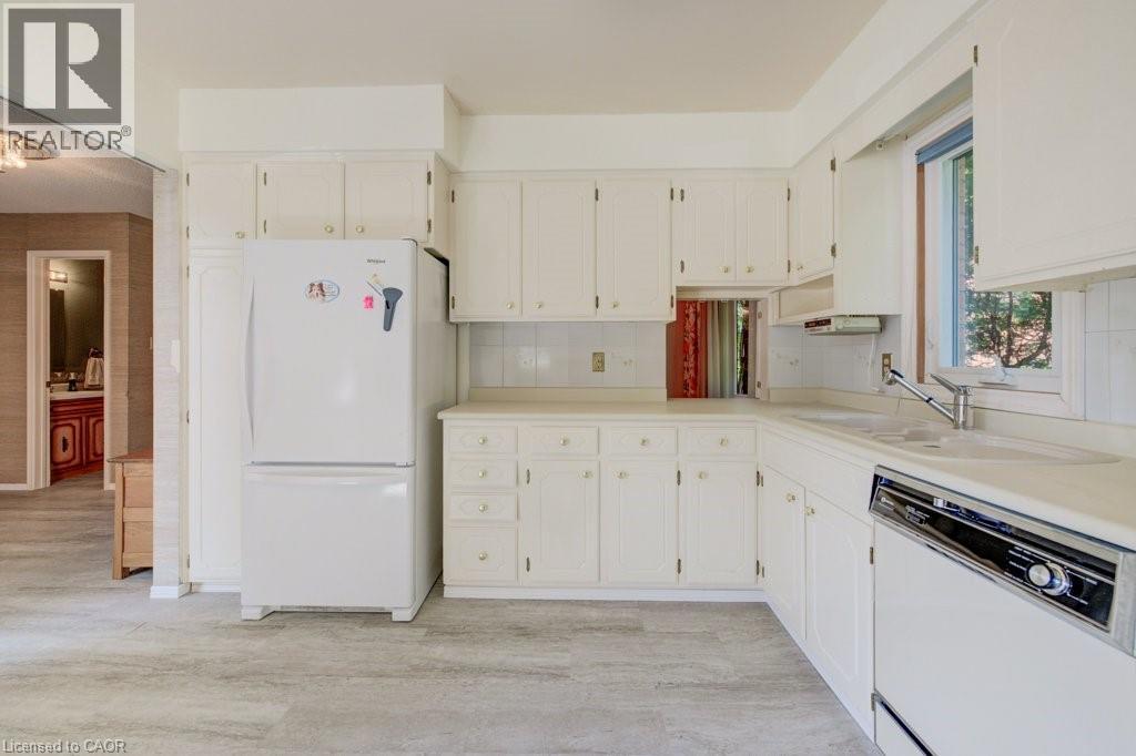 206 Candlewood Crescent Unit# 9, Waterloo, Ontario  N2L 5Y9 - Photo 11 - 40844142