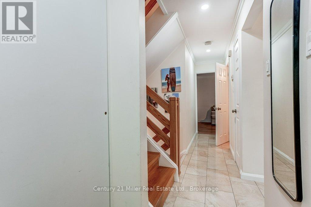 36 - 2605 Woodchester Drive, Mississauga, Ontario  L5K 2E3 - Photo 6 - W13657446