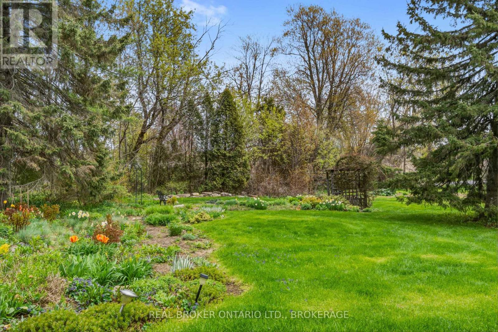 18973 Paragon Road, South Glengarry, Ontario  K6H 5R5 - Photo 10 - X13417944