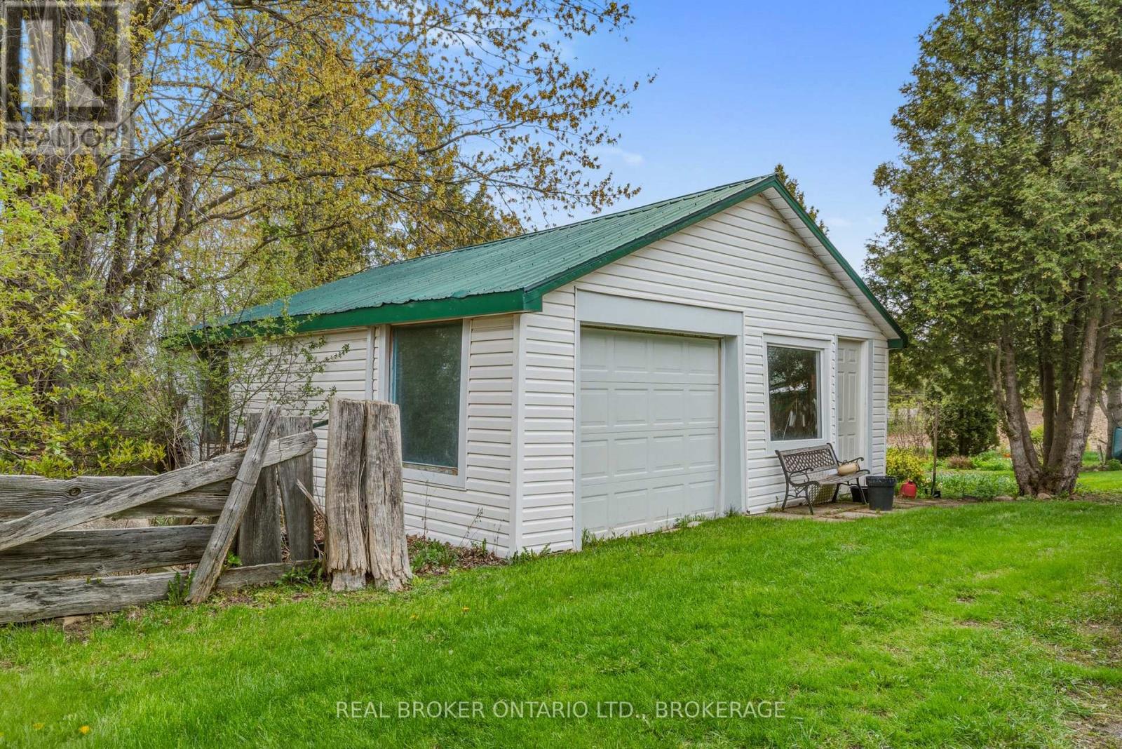 18973 Paragon Road, South Glengarry, Ontario  K6H 5R5 - Photo 11 - X13417944