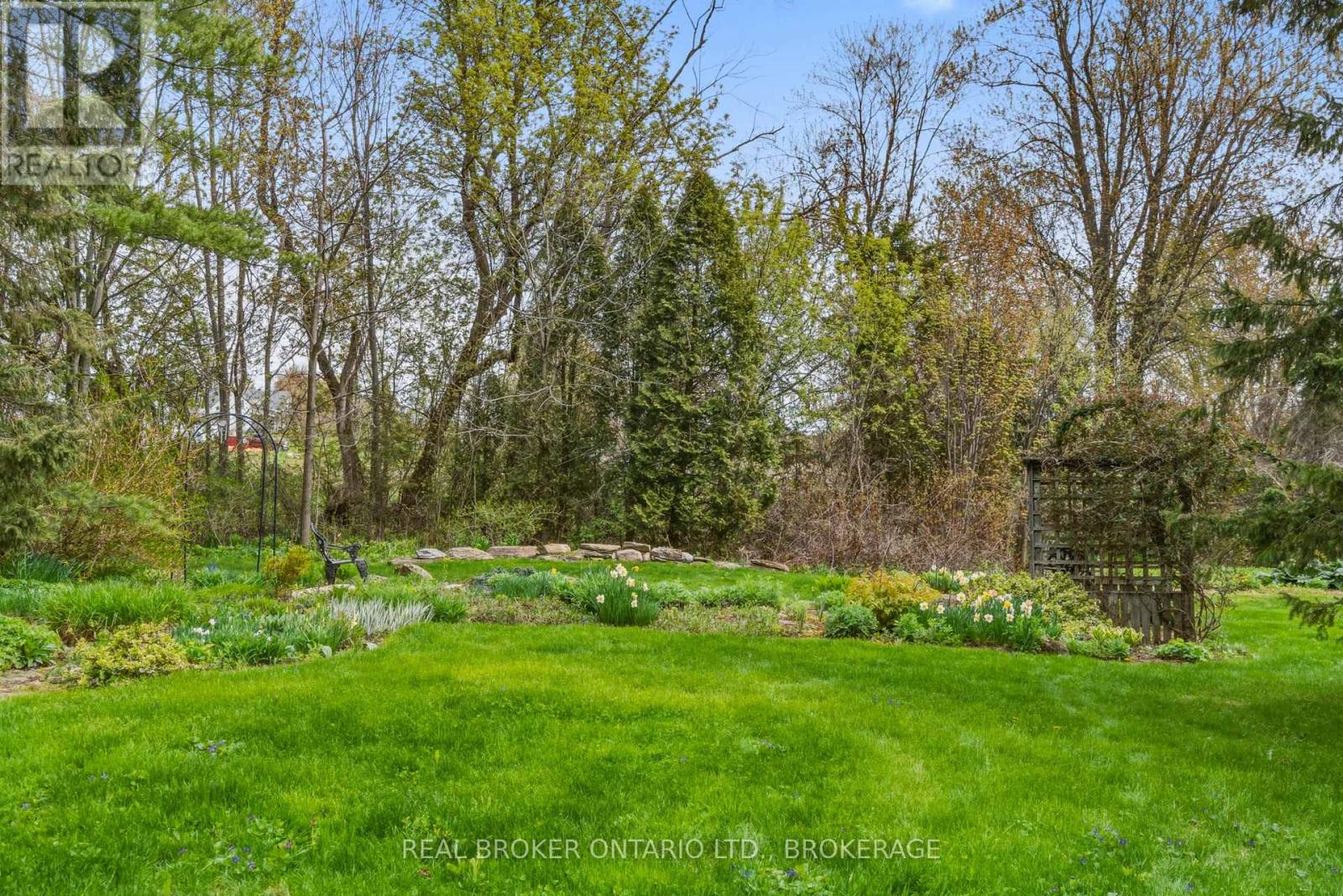 18973 Paragon Road, South Glengarry, Ontario  K6H 5R5 - Photo 9 - X13417944
