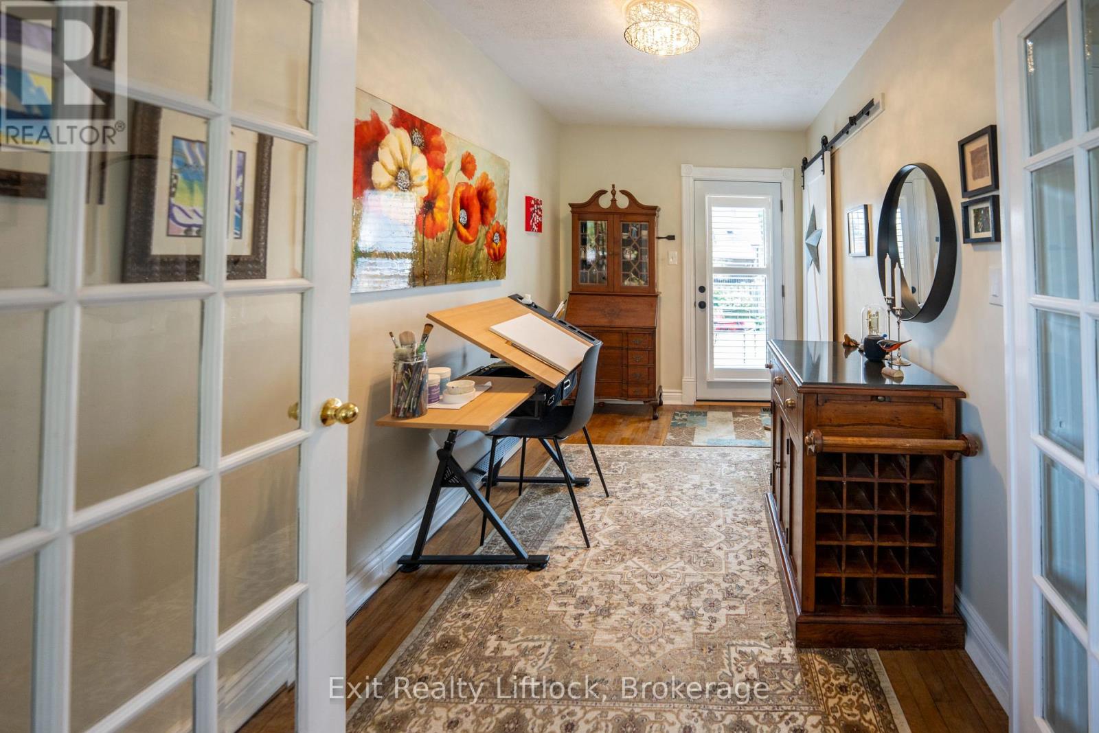 521 Mckellar Street, Peterborough, Ontario  K9J 1R1 - Photo 7 - X13657326