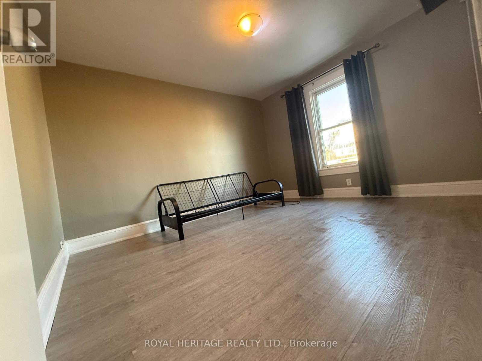 1 - 264 Jarvis Street, Oshawa, Ontario  L1G 5K9 - Photo 8 - E13442330