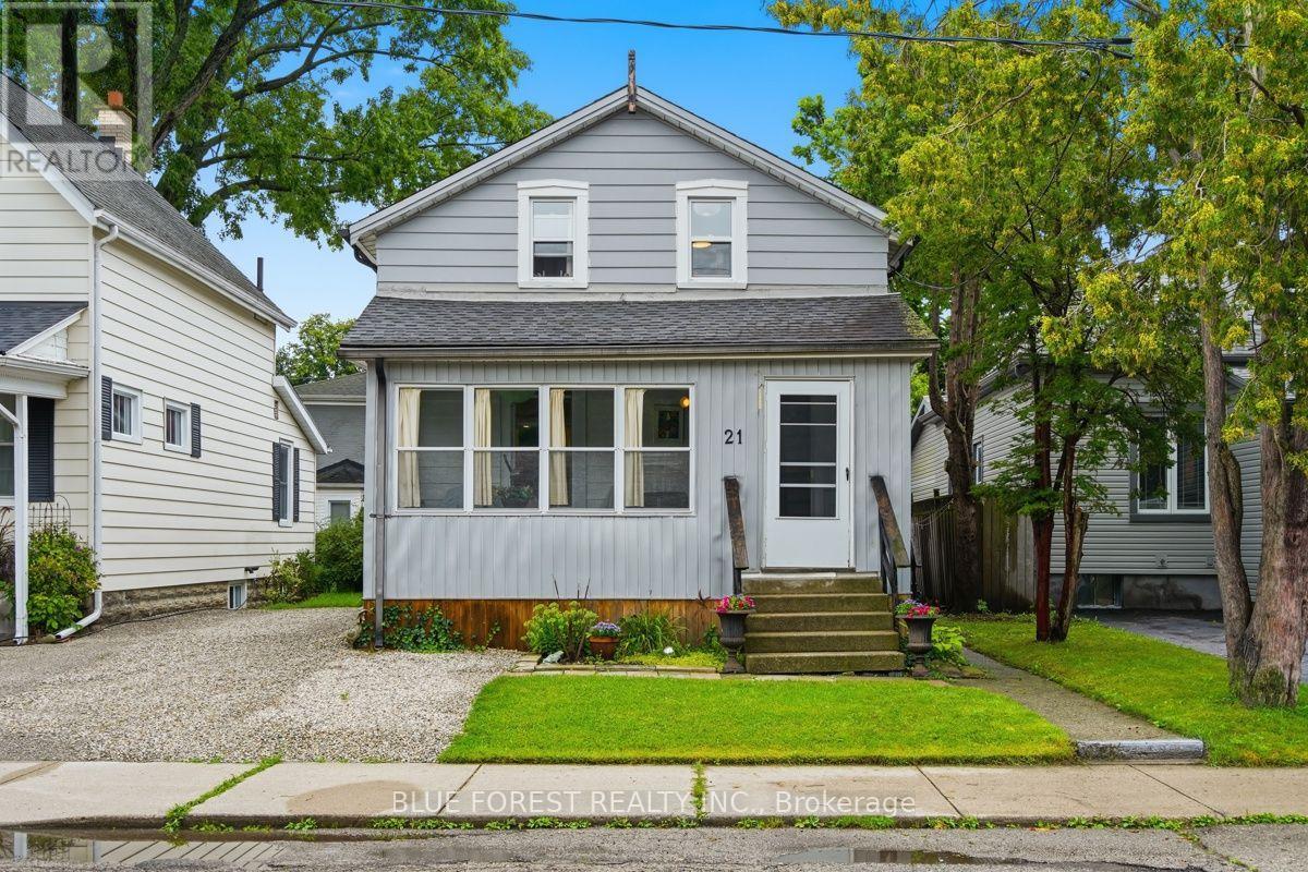 21 ISABEL STREET, St. Thomas, Ontario