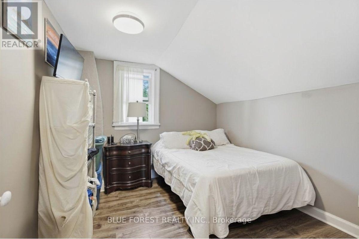 21 Isabel Street, St. Thomas, Ontario  N5R 3J7 - Photo 20 - X13657192