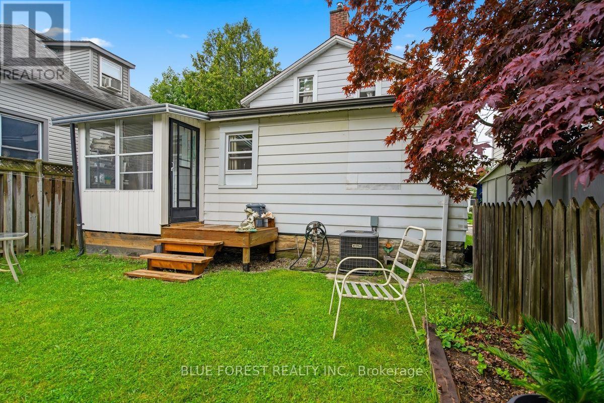 21 Isabel Street, St. Thomas, Ontario  N5R 3J7 - Photo 31 - X13657192