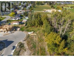 900 Bull Crescent, Kelowna, British Columbia  V1W 0E6 - Photo 11 - 10397305