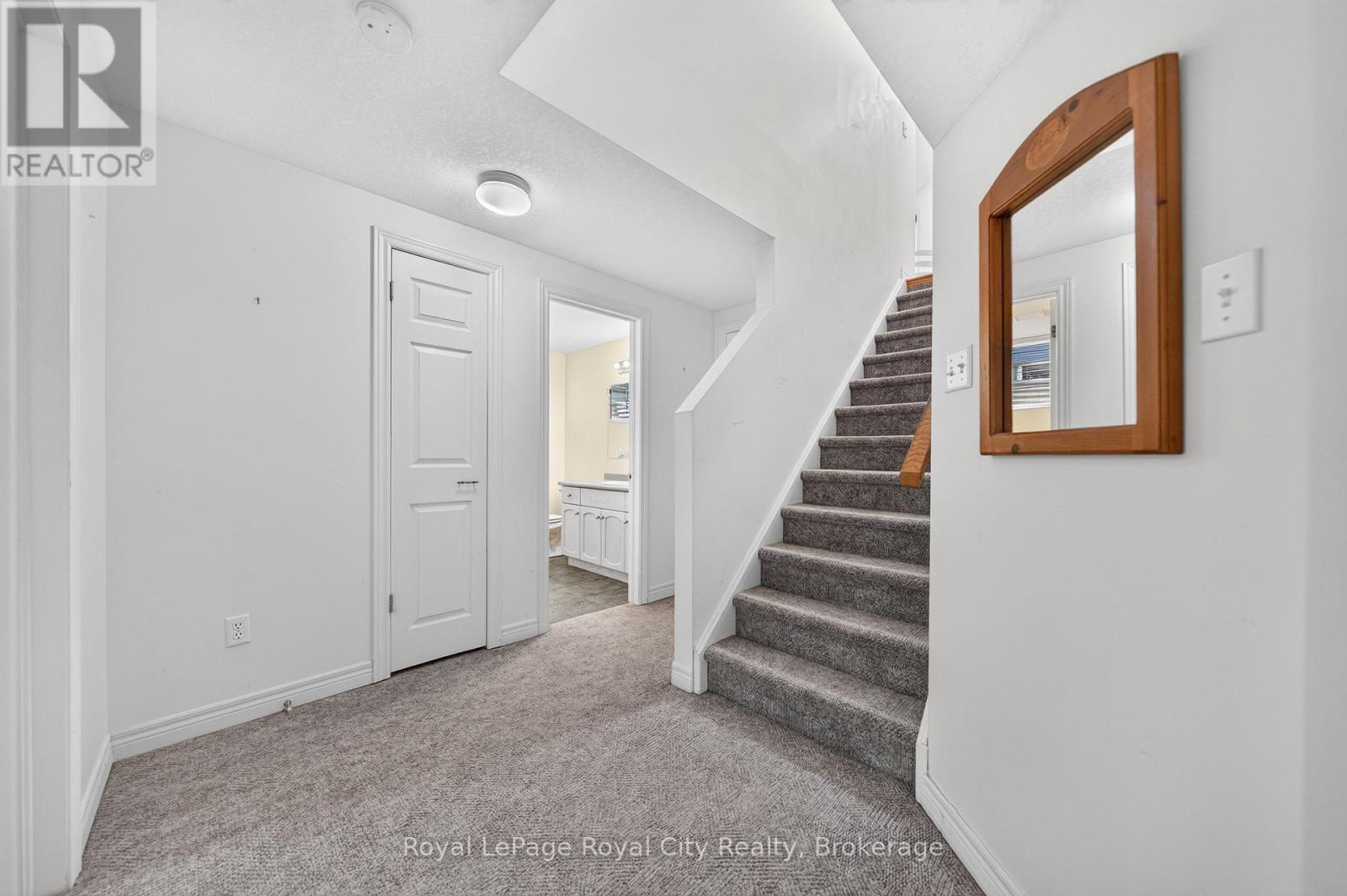 8 Whitetail Court, Guelph, Ontario  N1L 1H6 - Photo 15 - X13657370