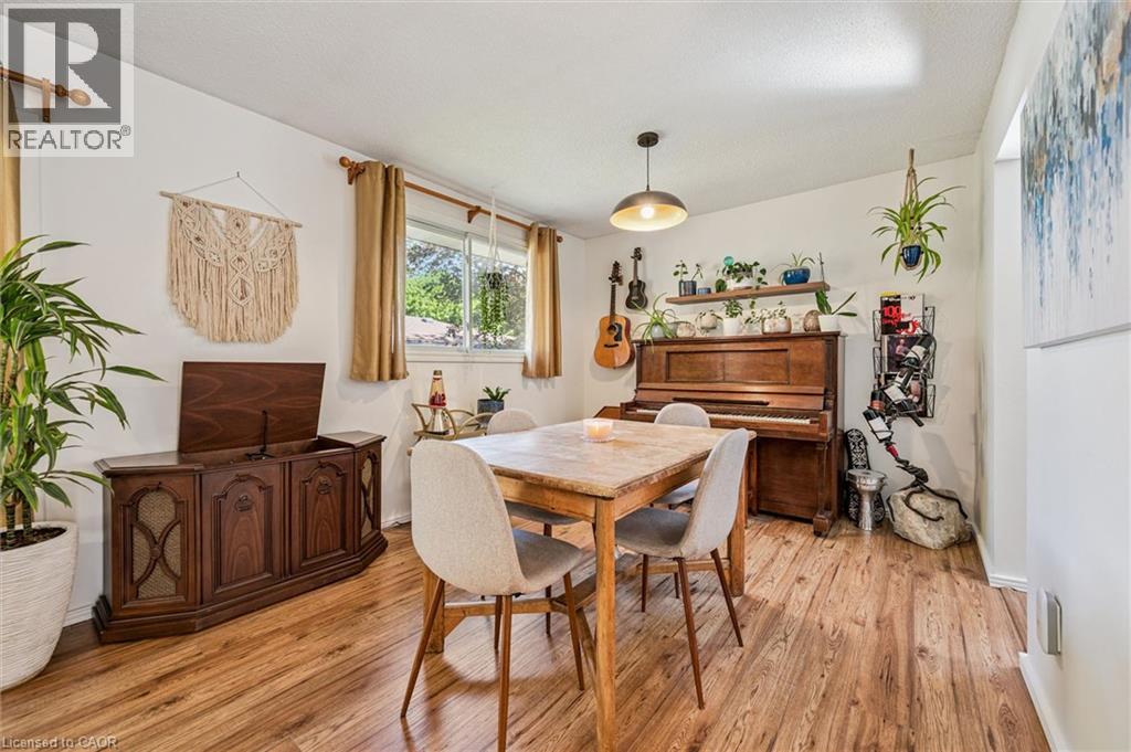 289 Garafraxa Street E, Centre Wellington, Ontario  N1M 1E2 - Photo 11 - 40854600