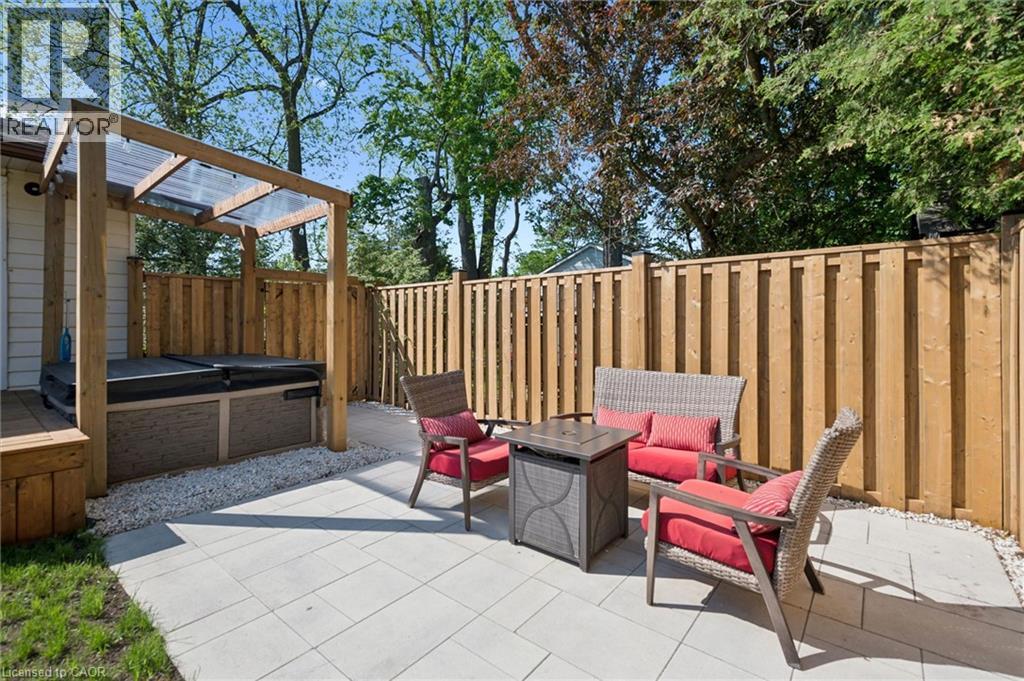 289 Garafraxa Street E, Centre Wellington, Ontario  N1M 1E2 - Photo 32 - 40854600