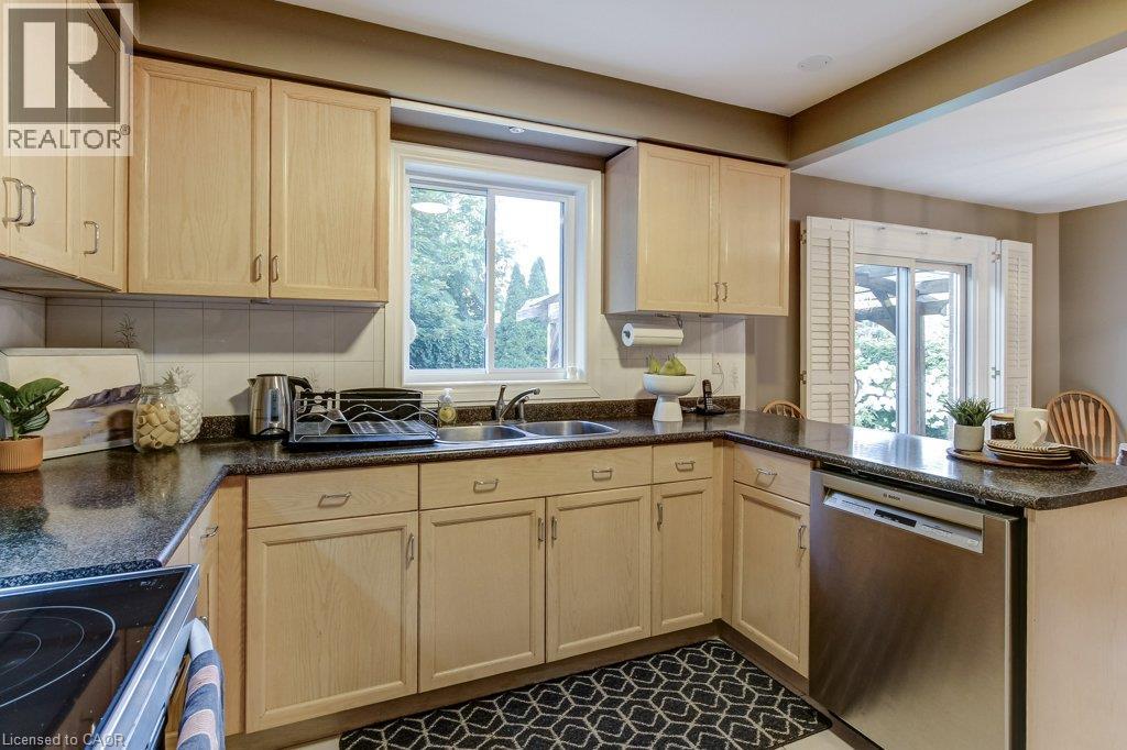 2527 Andover Road, Oakville, Ontario  L6H 6C3 - Photo 14 - 40854458